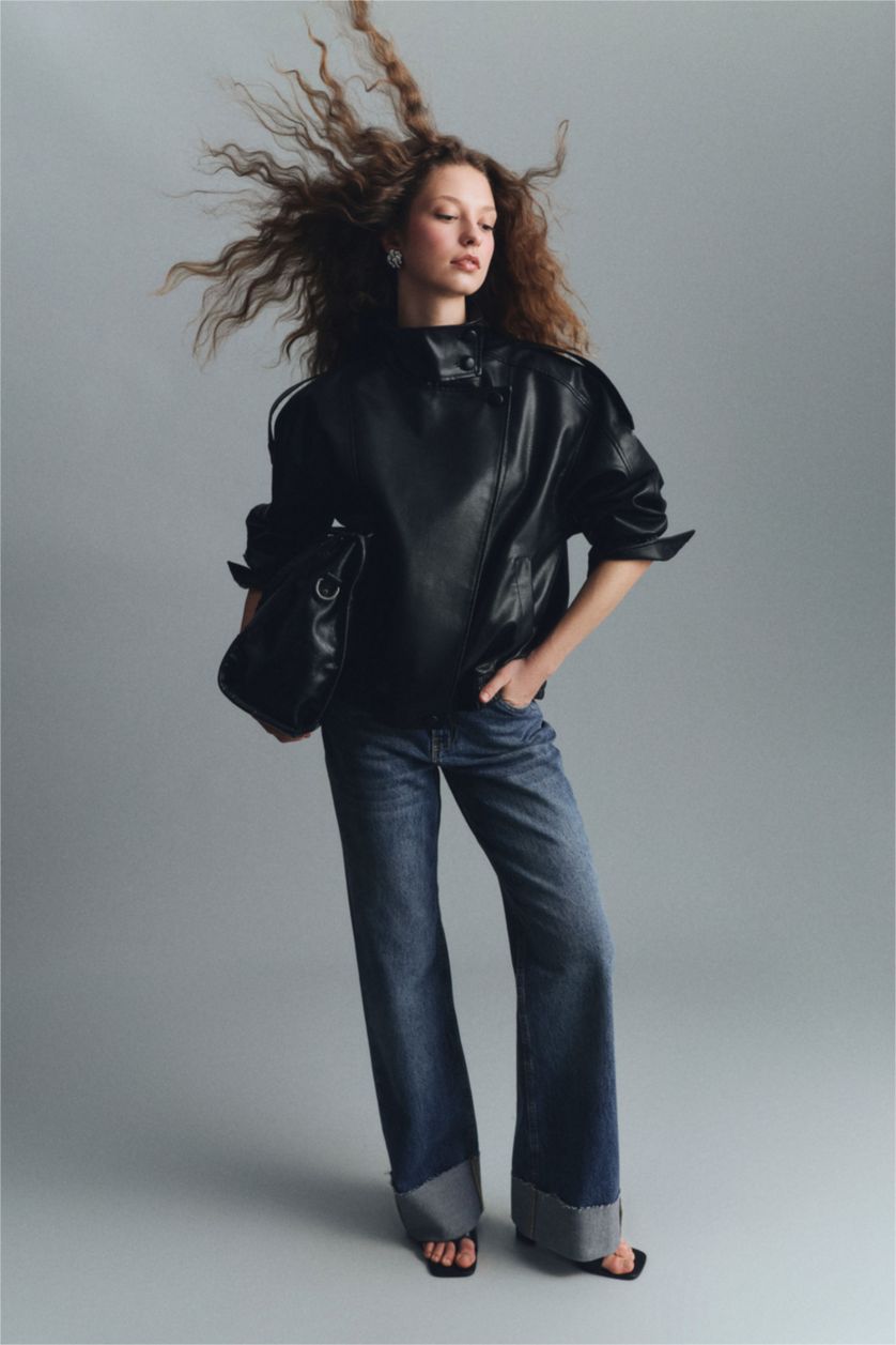 Woman Black Dad Fit Faux Leather Faux Leather Jacket