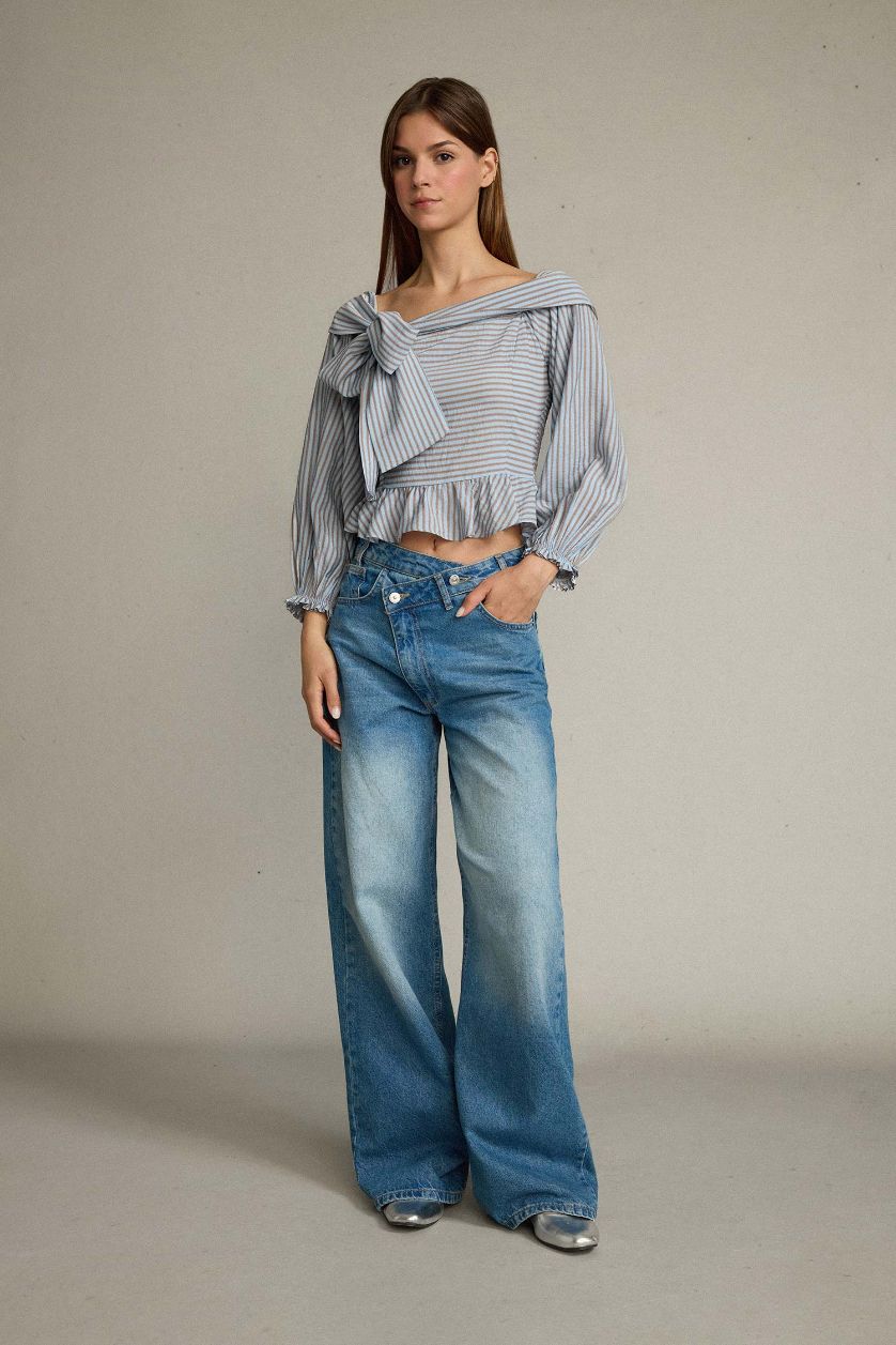 Kadın Deniz Mavisi Kayık Yaka Fiyonk Detaylı Çizgili Uzun Kollu Bluz