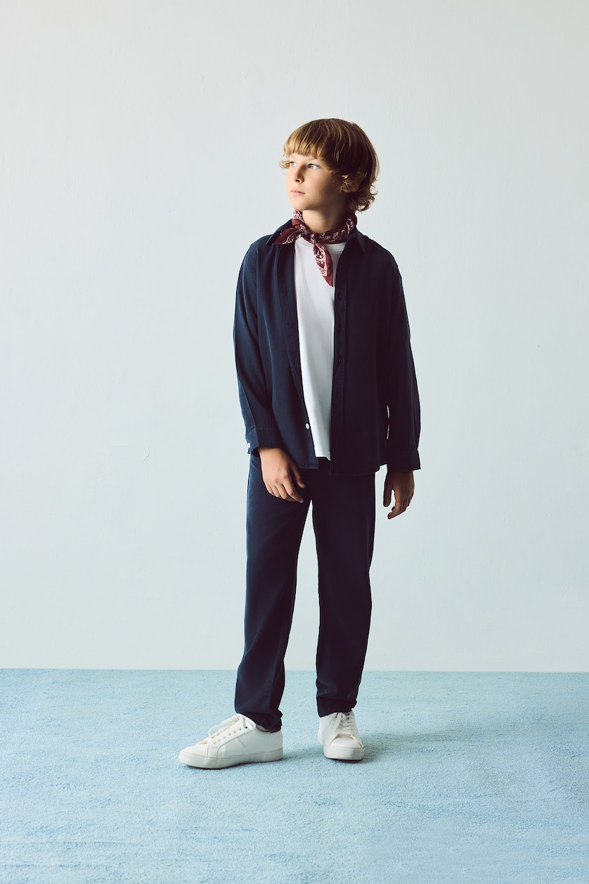 أولاد كحلي Boy Regular Fit Straight Leg Flowy Fabric Trousers
