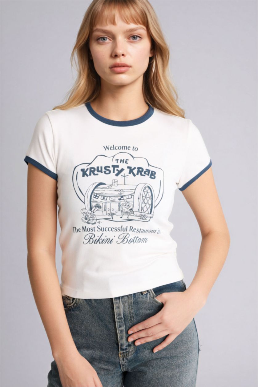 Женщины Кремовый Футболка SpongeBob Fitted в рубчик с круглым вырезом принтом и коротким рукавом