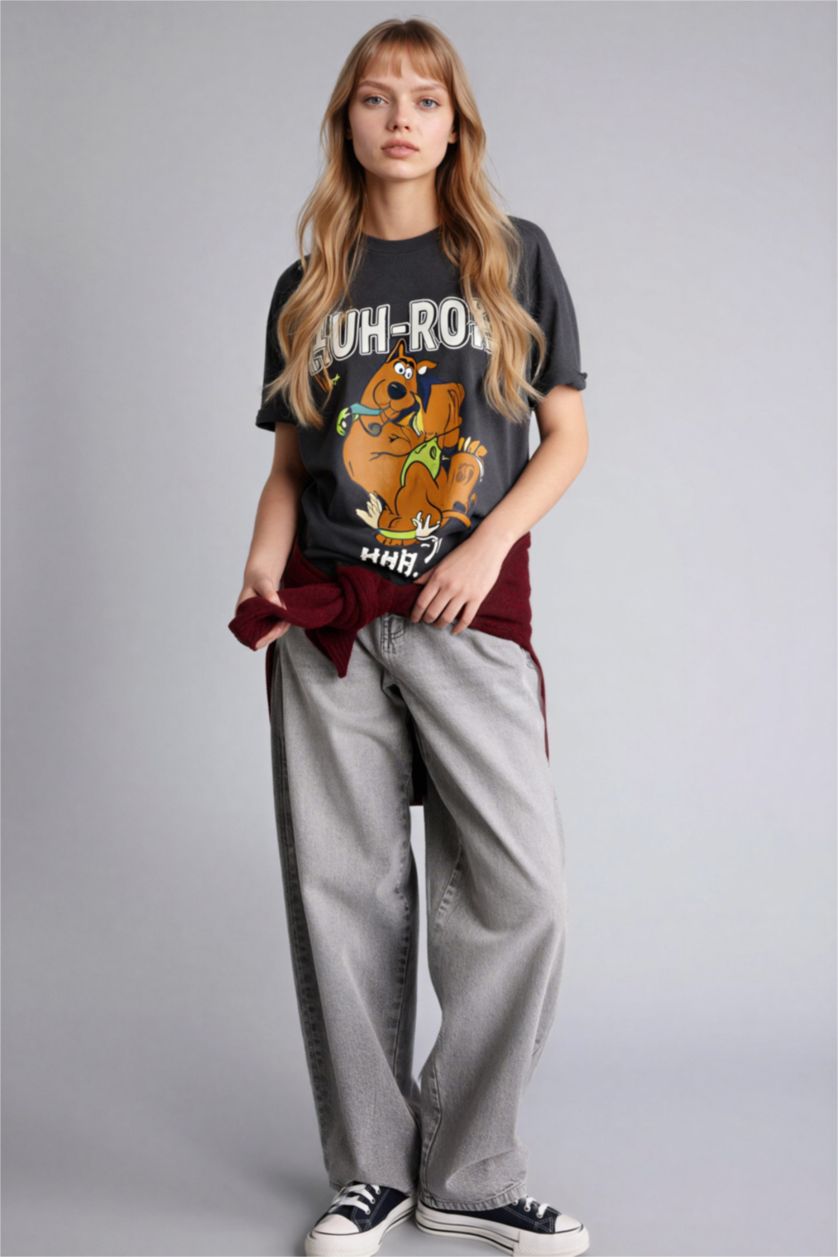 Женщины Антрацит Футболка Scooby Doo оверсайз с круглым вырезом принтом и коротким рукавом