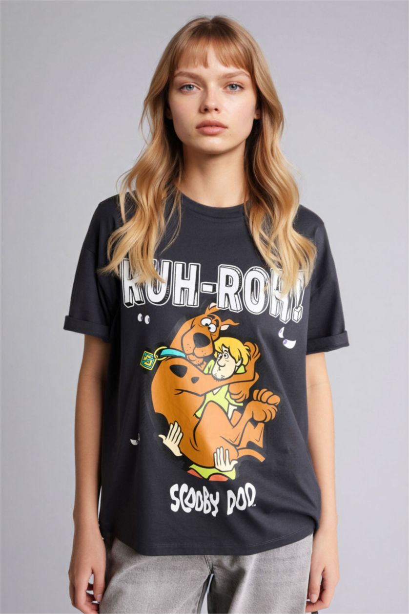 Женщины Антрацит Футболка Scooby Doo оверсайз с круглым вырезом принтом и коротким рукавом