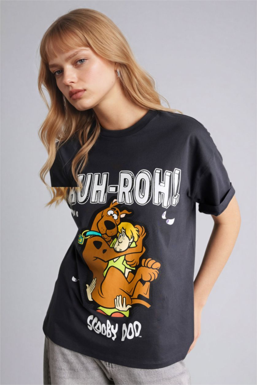 Женщины Антрацит Футболка Scooby Doo оверсайз с круглым вырезом принтом и коротким рукавом