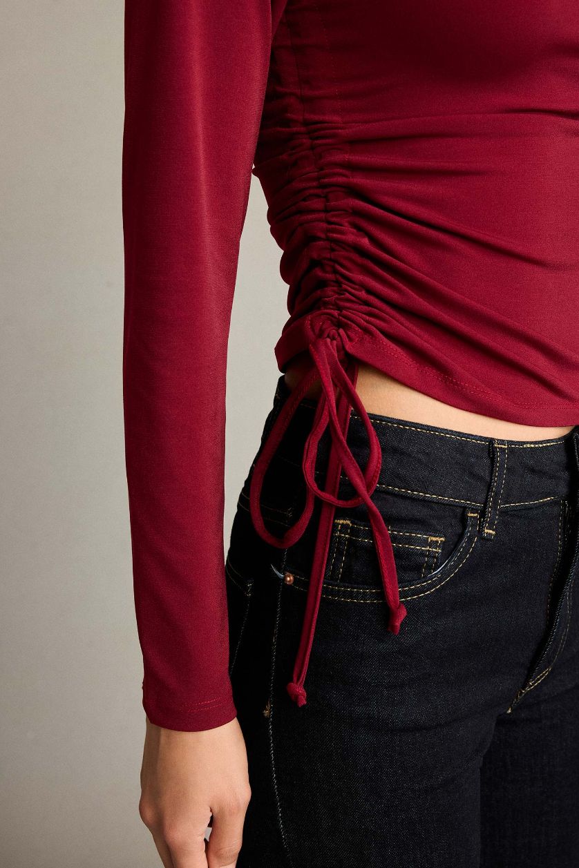 نساء خمري بلوزة مدرزة بكتف واحد