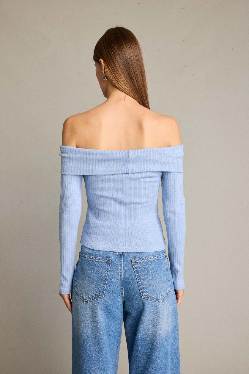 Kadın Mavi Kayık Yaka Uzun Kollu Tişört