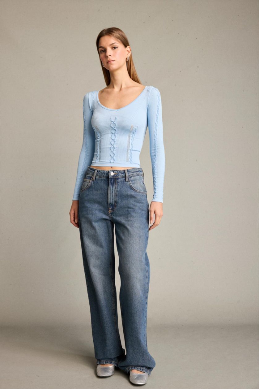 Kadın Açık Mavi Fitted V Yaka Uzun Kollu Tişört