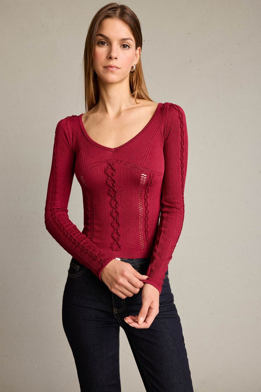 Woman Bordeaux تيشيرت ردن طويل مخصر بياخة V