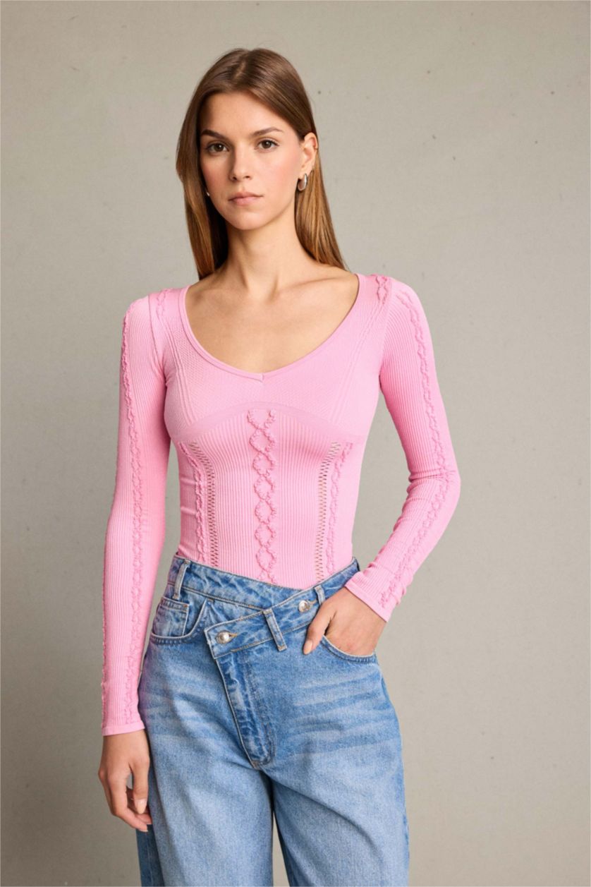 Kadın Pembe Fitted V Yaka Uzun Kollu Tişört