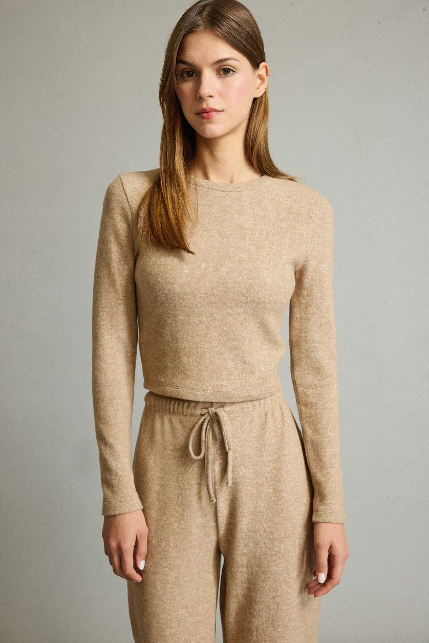 Woman Light Brown تيشيرت ردن طويل بياخة مستديرة