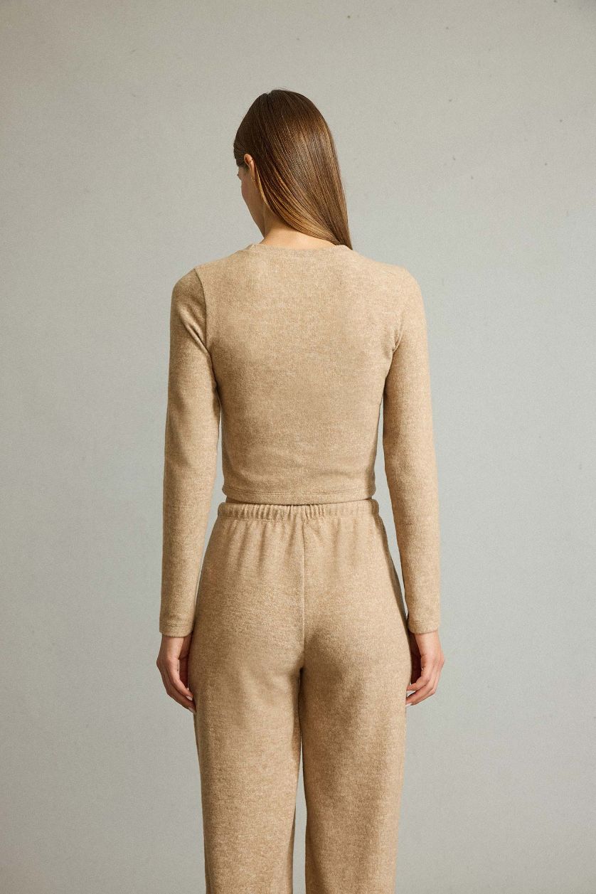 Woman Light Brown تيشيرت ردن طويل بياخة مستديرة