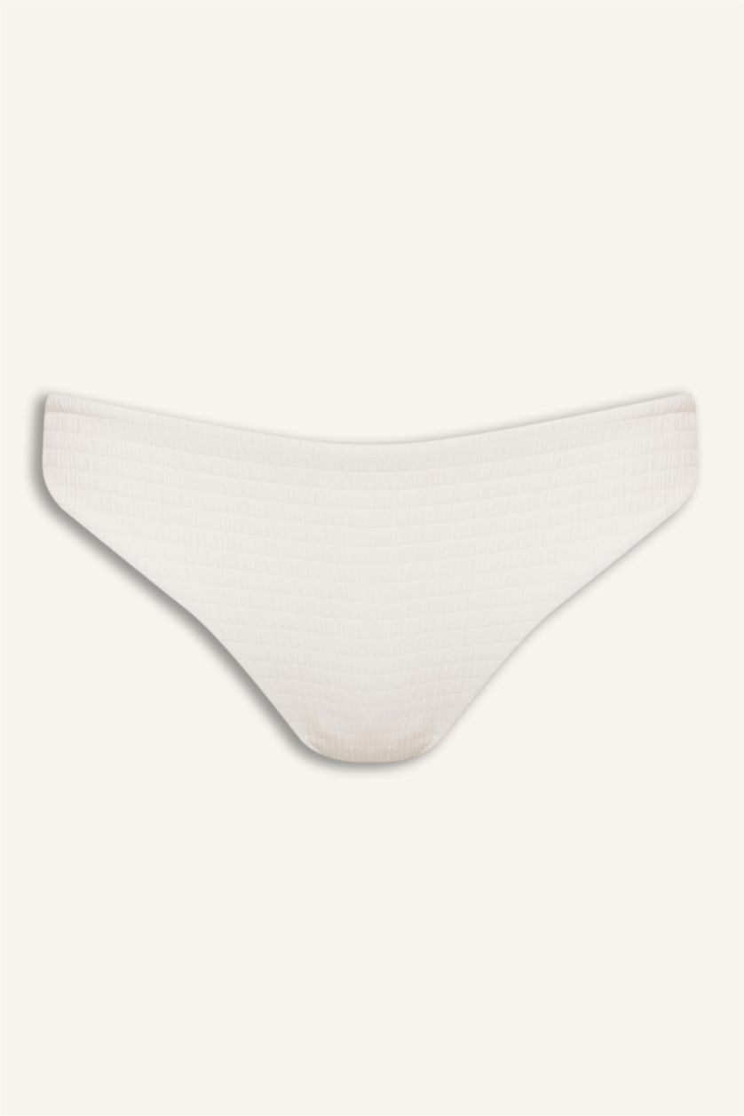FEMME Blanc Bas de bikini blanc en tissu froissé Coupe régulière