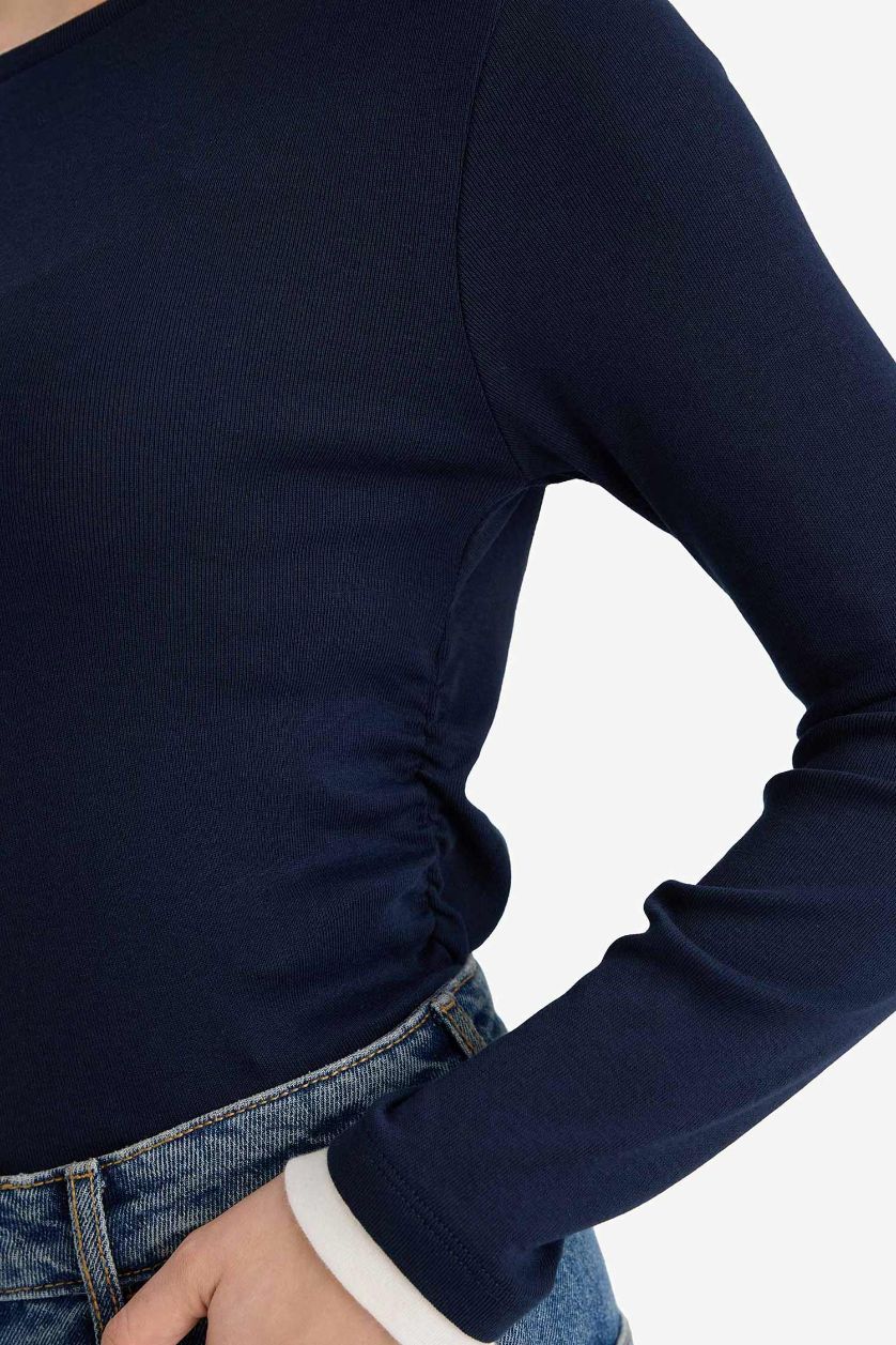 حريمي كحلي تيشيرت كم طويل سليم فيت برقبة مستديرة