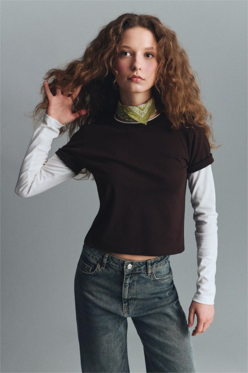 Woman Brown Woman Long Sleeve T-Shirt