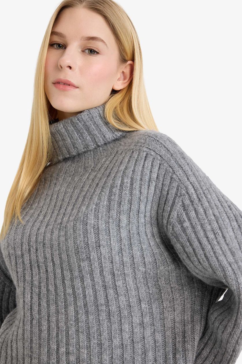 WOMAN Light Grey Oversize Fit Turtleneck Pullover
