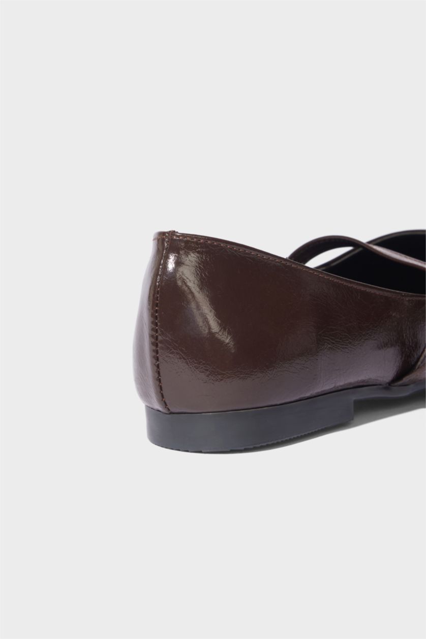 Kadın Koyu Kahve Kadın Tek Bantlı Düz Taban Suni Deri Babet