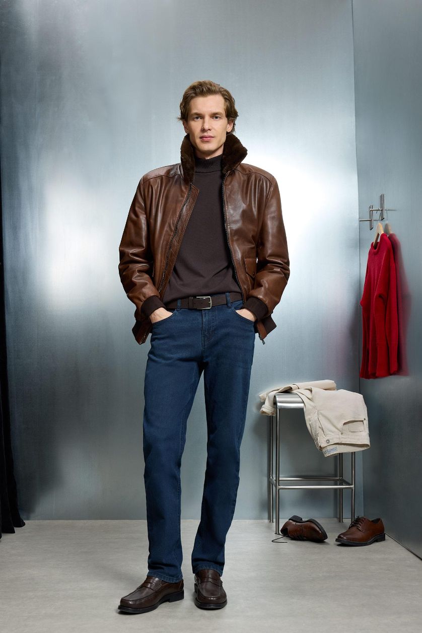 Erkek Kahve %100 Deri Premium Modern Fit Polo Yaka Astarlı Fermuarlı Mont