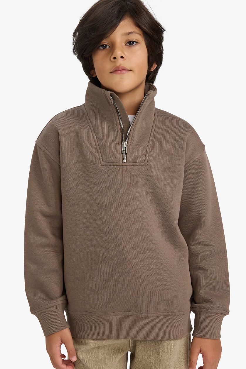 أولاد كاكي سويت شيرت ولادي قصة عادية وبطانة ناعمة وياخة بسحاب