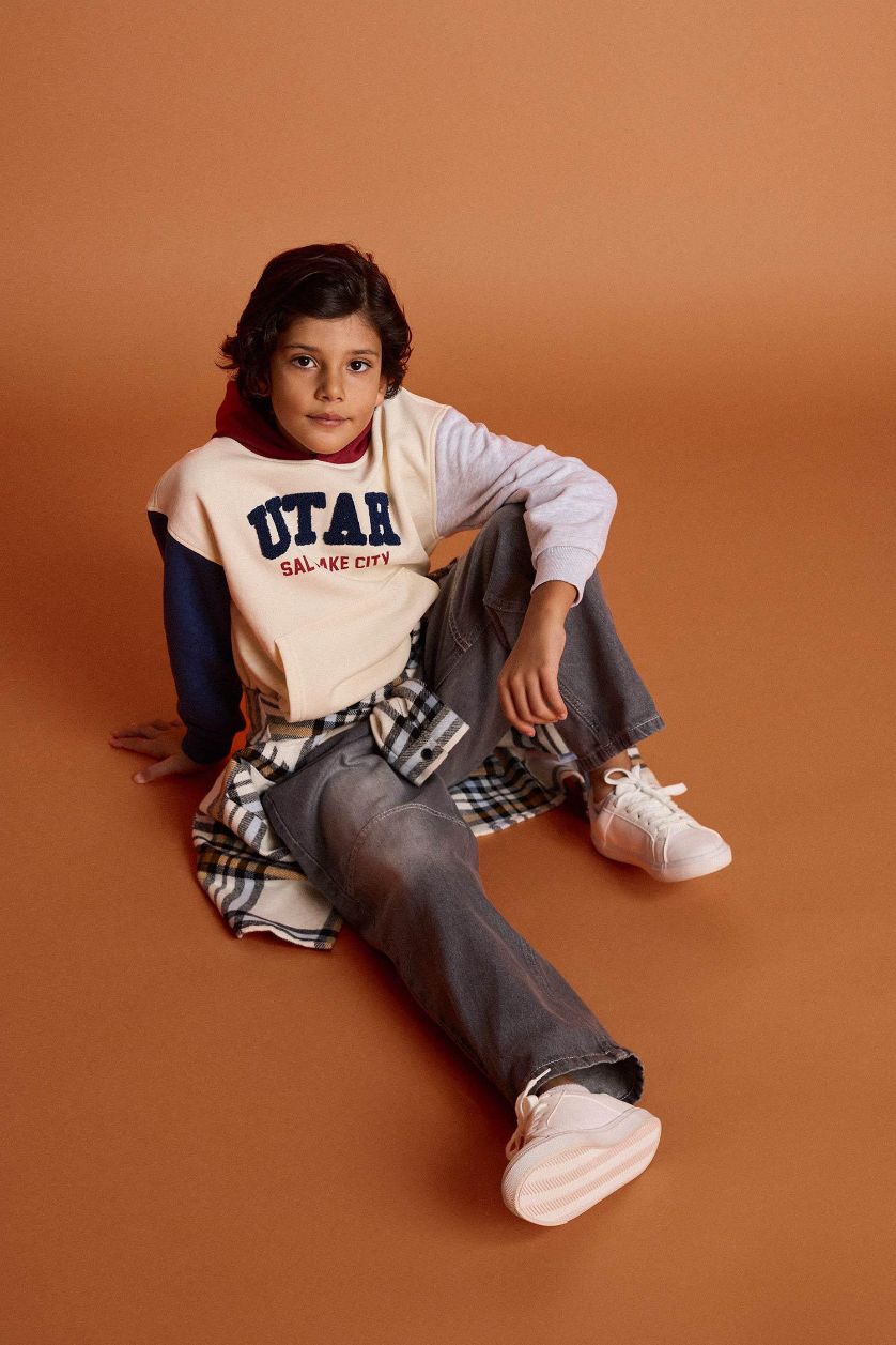 Boys & Teens Ecru Boy Oversize Fit Hooded Printed Soft Lining Sweatshirt