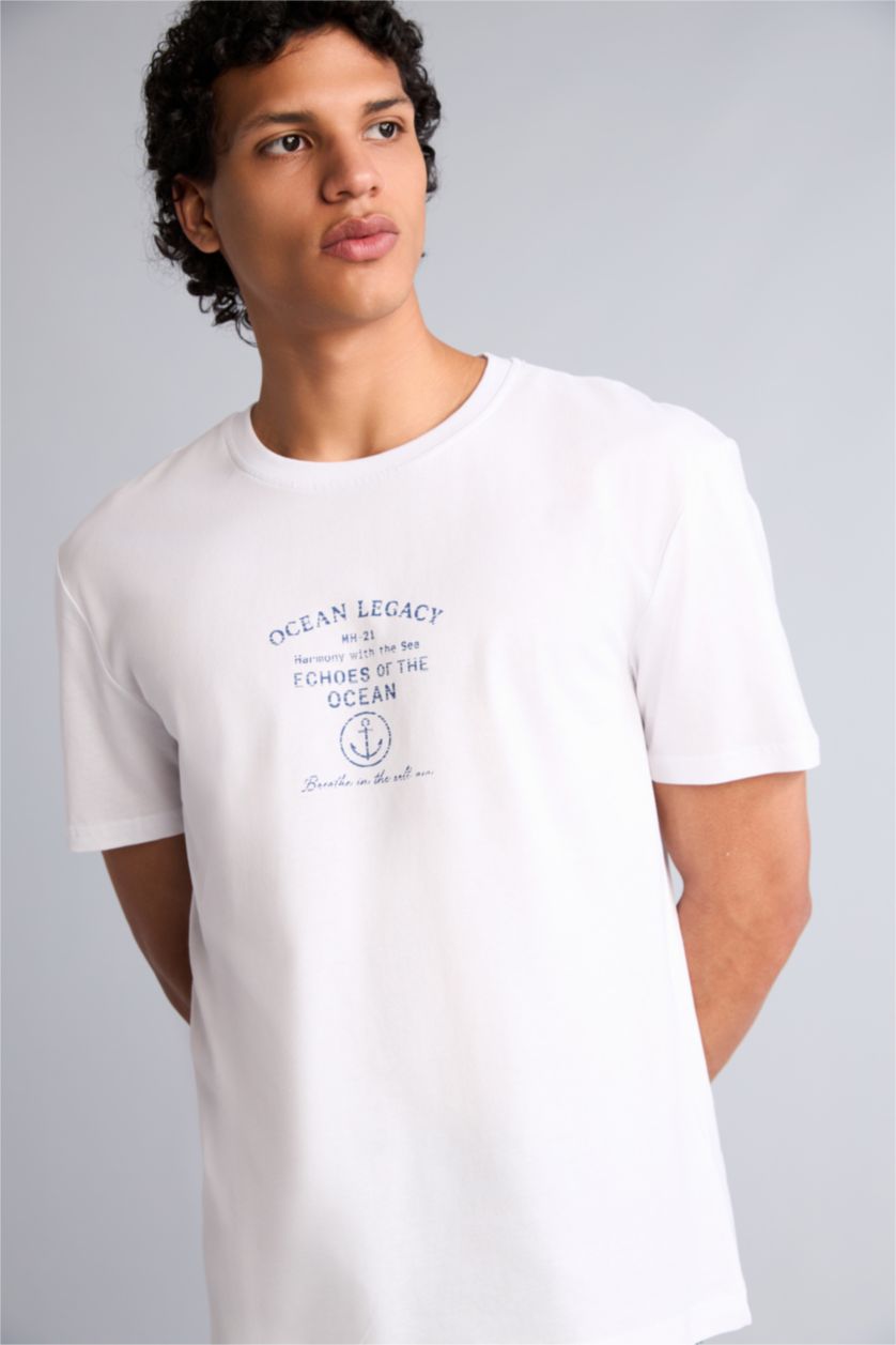 Erkek Beyaz Regular Fıt Baskılı Tişört