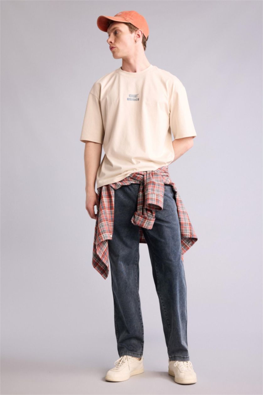 Ерлер ашық реңк 100% мақта Boxy Fit баспалы футболка