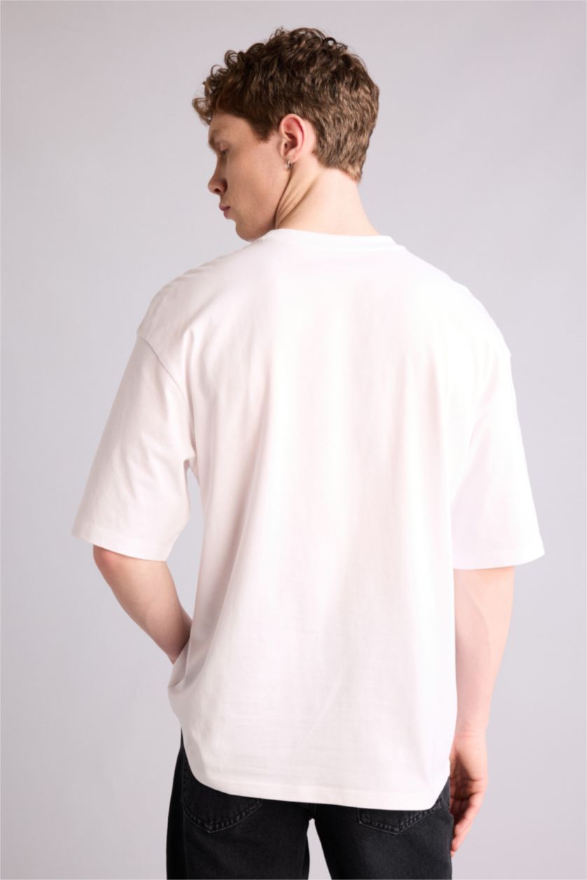 Ерлер ақ 100% мақта Boxy Fit баспалы футболка