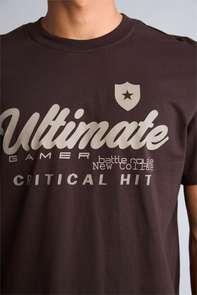 Erkek Kahve Regular Fit Kısa kollu Baskılı Tişört