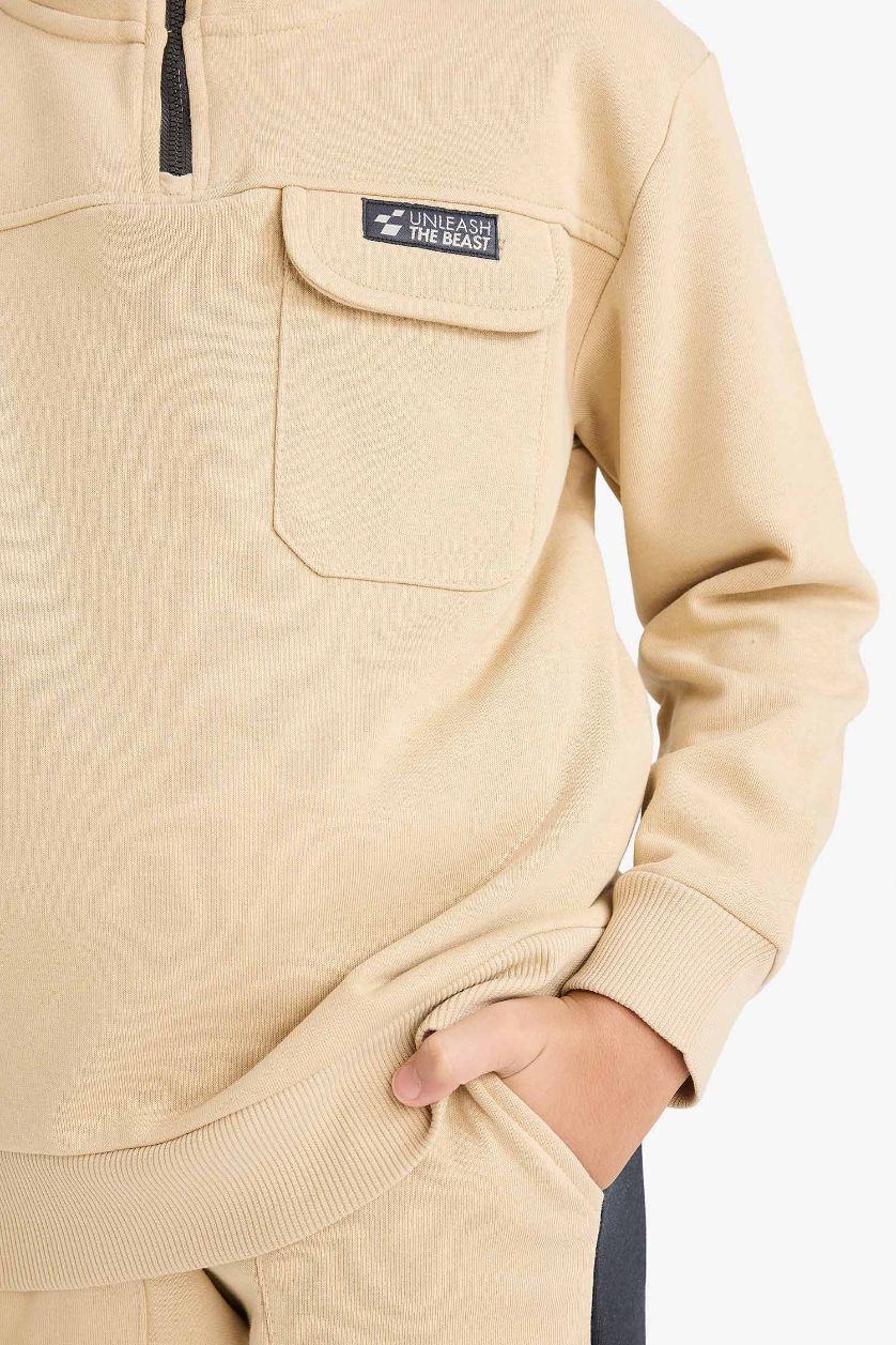 Boys & Teens Beige Boy Thick Fabric 2 Piece Set