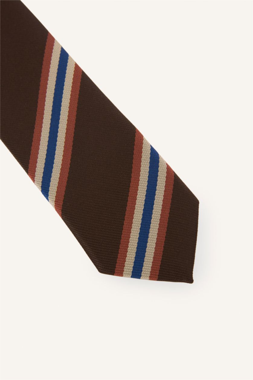 نساء بني غامق كرفتة مخطط