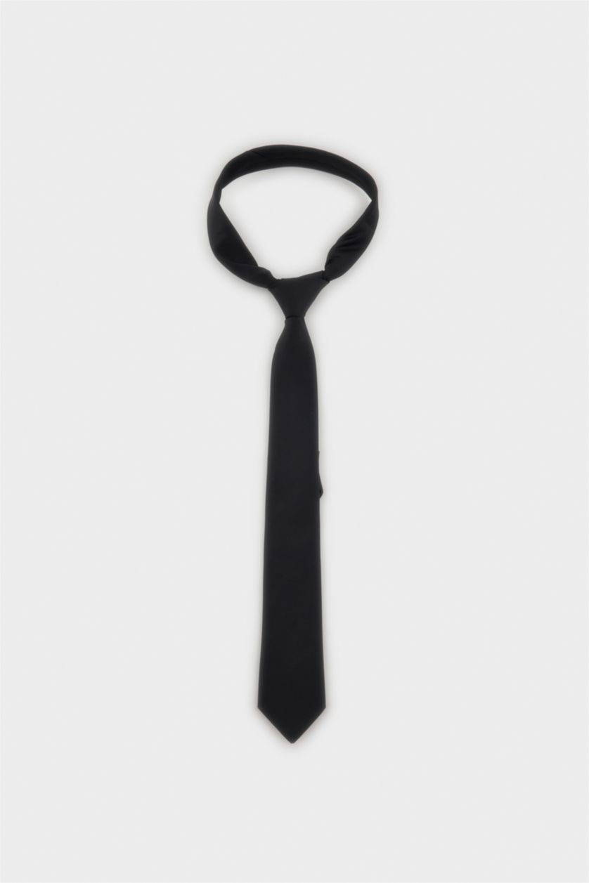 WOMAN Black Woman Tie