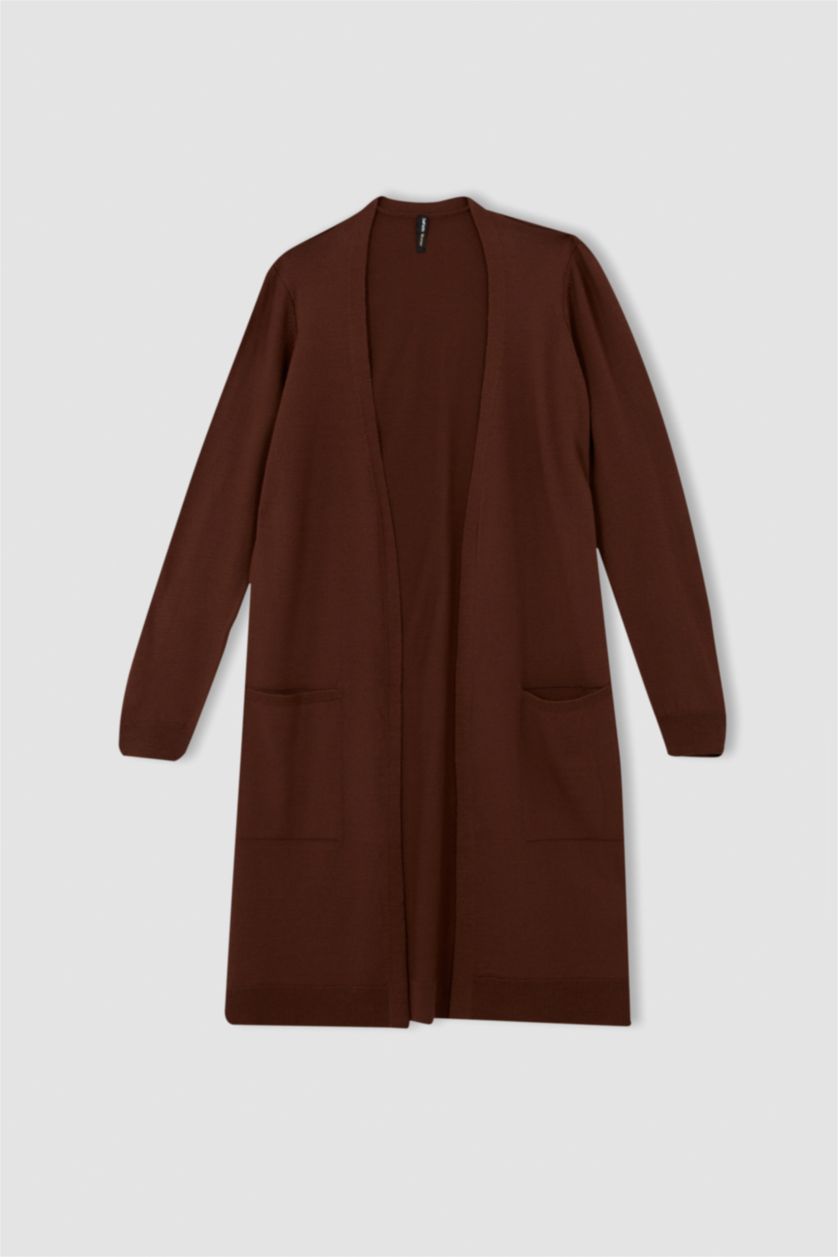 حريمي بني كارديجان قصة عادية بياقة V