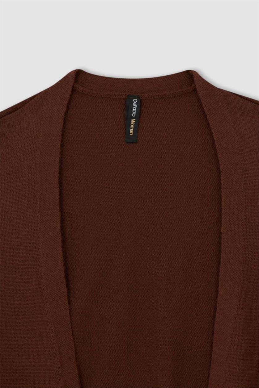 حريمي بني كارديجان قصة عادية بياقة V