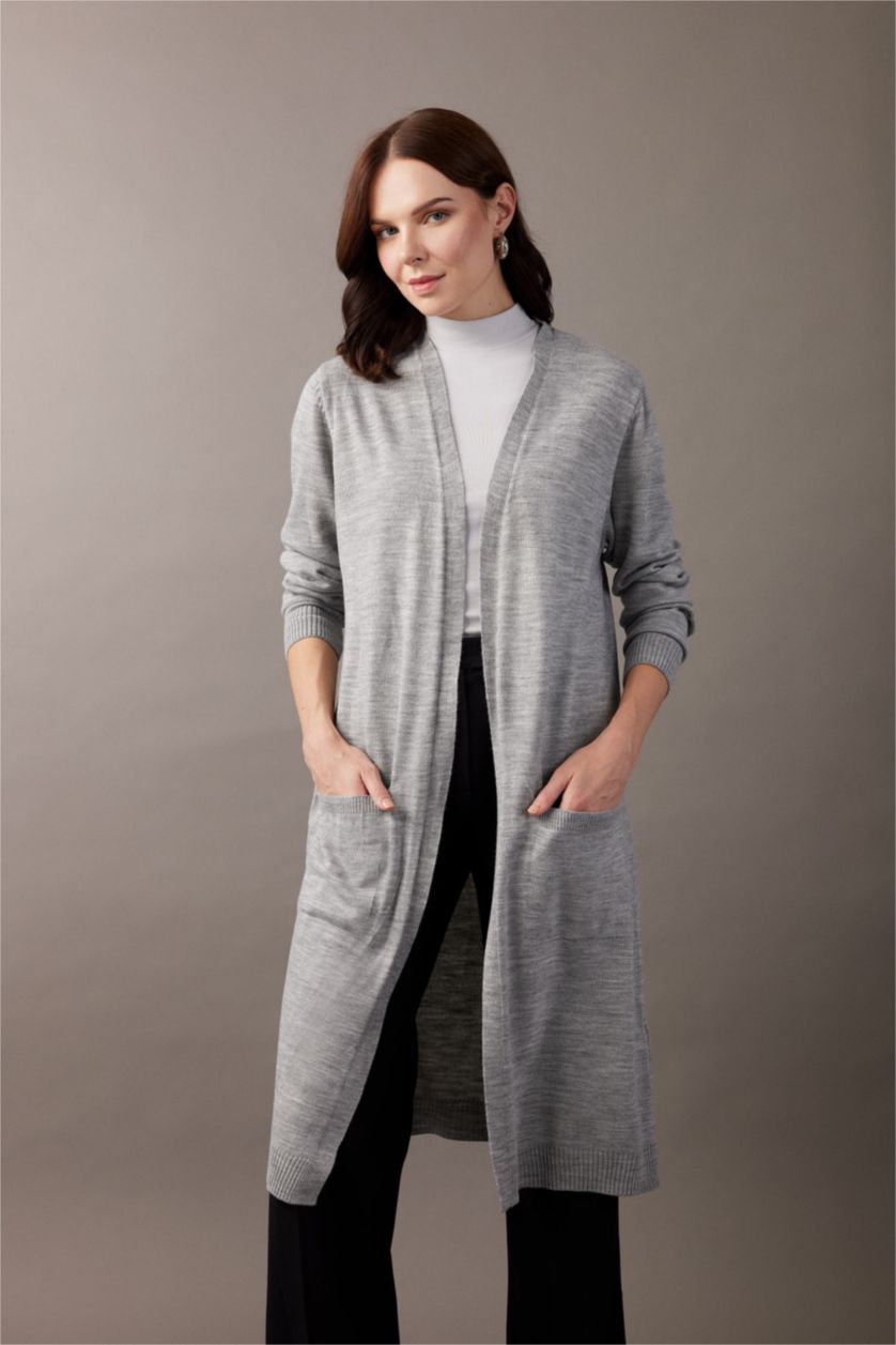 FEMME Gris Cardigan