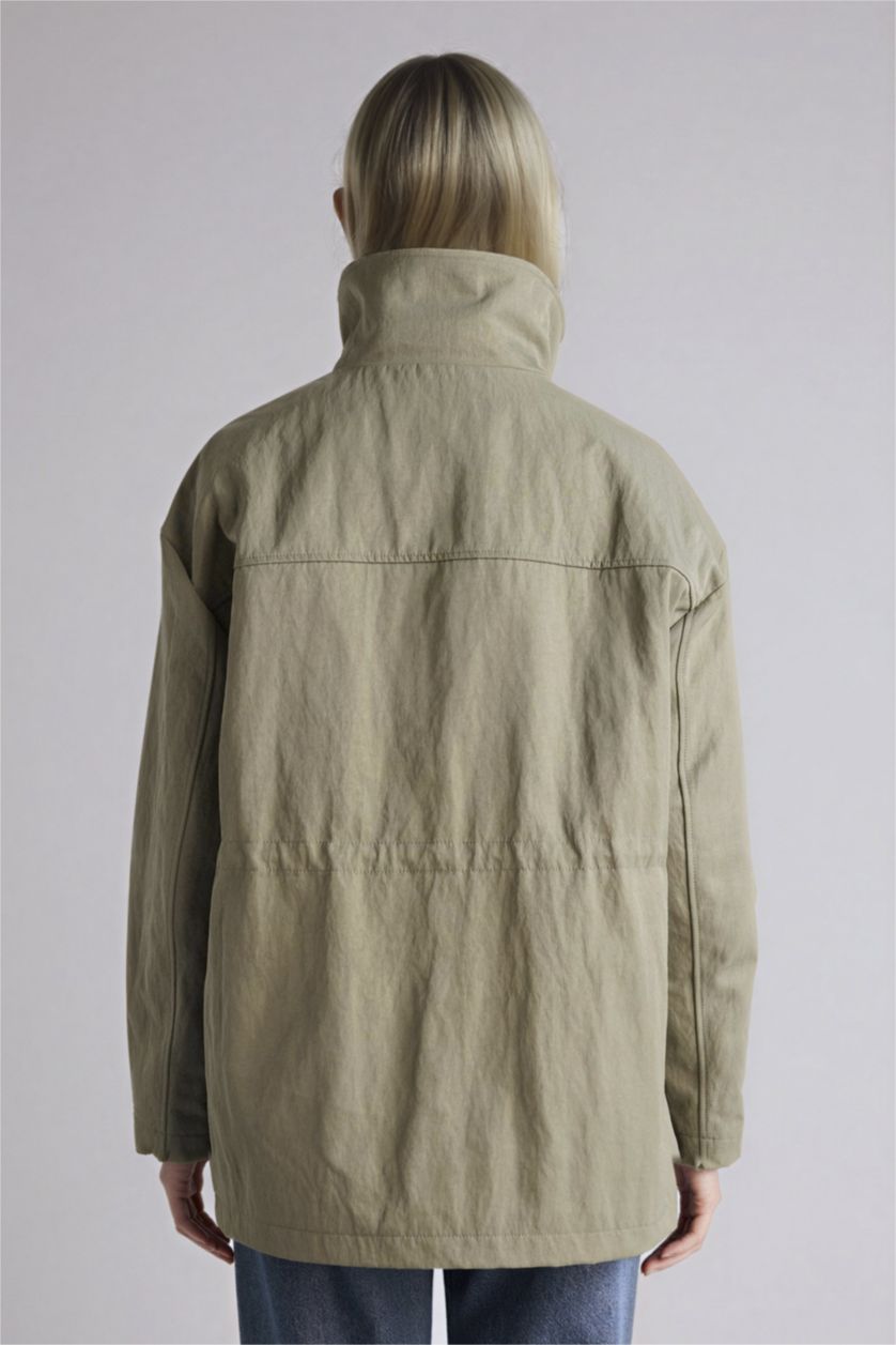 Kadın Haki Su Geçirmez Dik Yaka Mont