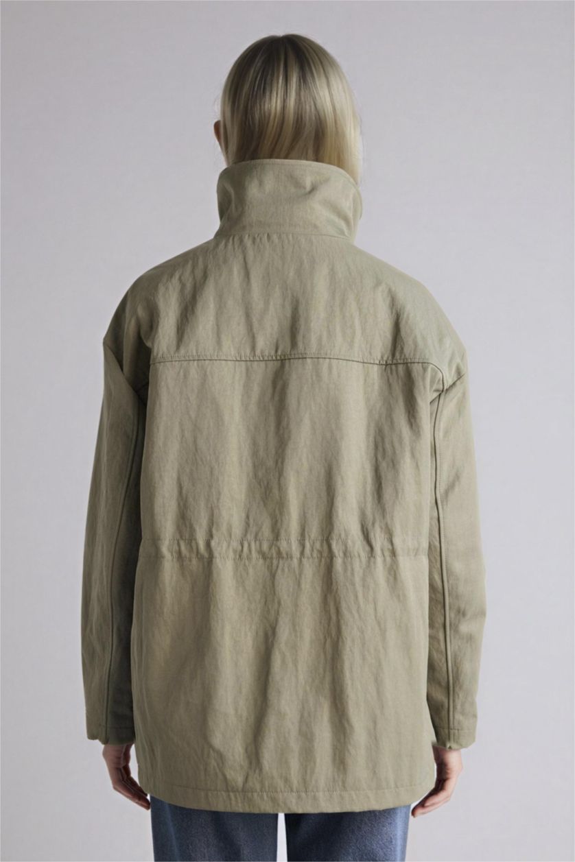 Kadın Haki Su Geçirmez Dik Yaka Mont