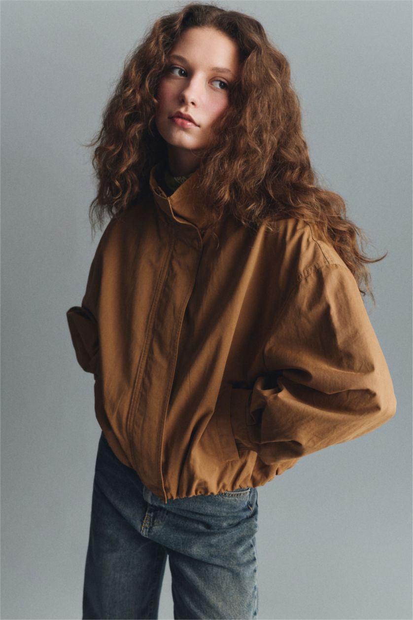 Kadın Camel Su Geçirmez Regular Fıt Dik Yaka Pamuklu Mont