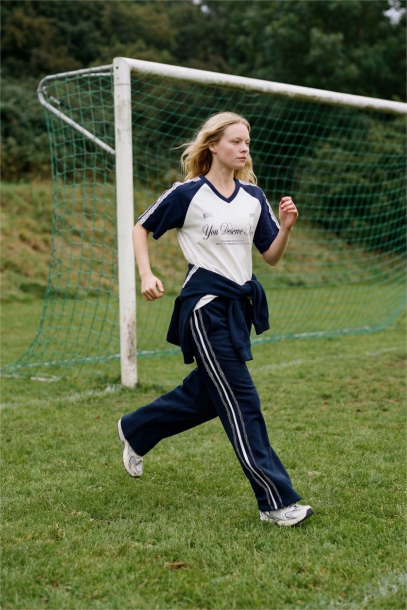 Woman White تيشيرت اوفر سايز