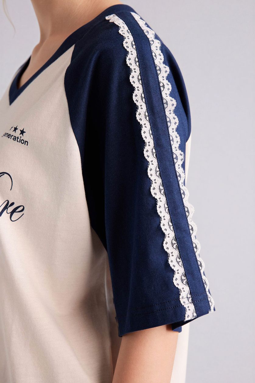 Woman White تيشيرت اوفر سايز