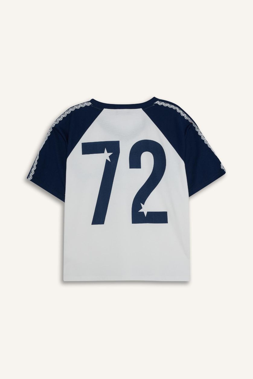 Woman White تيشيرت اوفر سايز