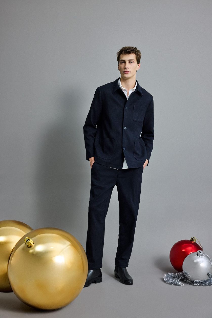 Man NAVY Relax Fit Trousers