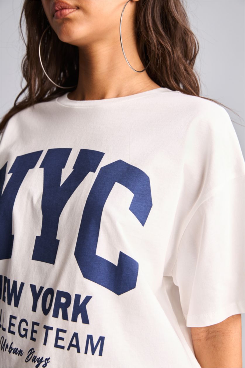 Women White Oversize Fit Short Sleeve T-Shirt