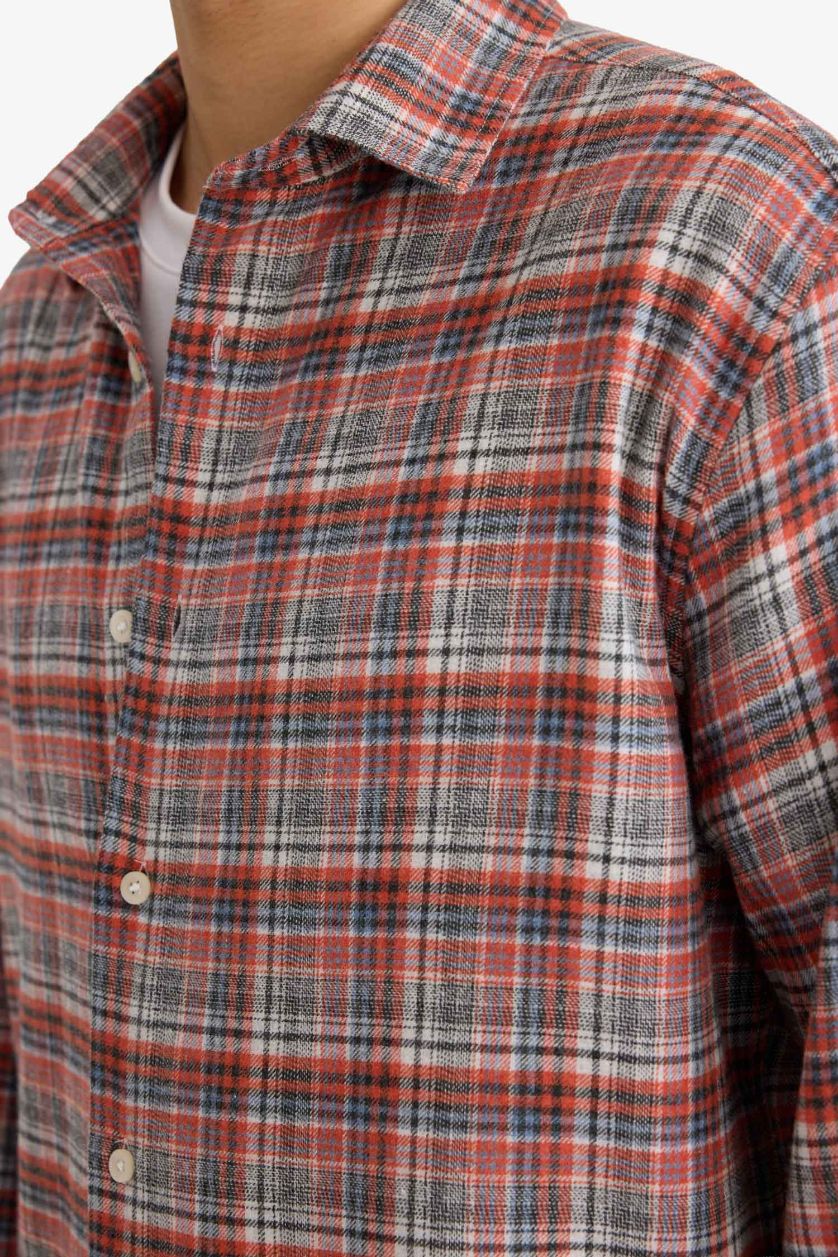 رجال خمري Man Long Sleeve Shirt