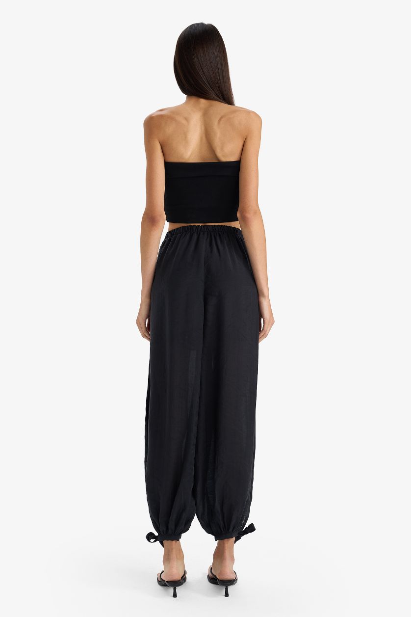 نساء أسود بنطرون بالون فيت