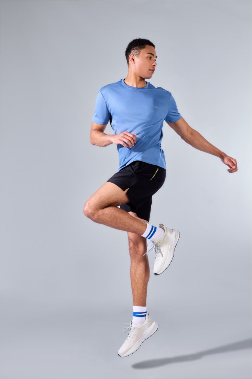 Мужчины Черный Шорты Standard Fit