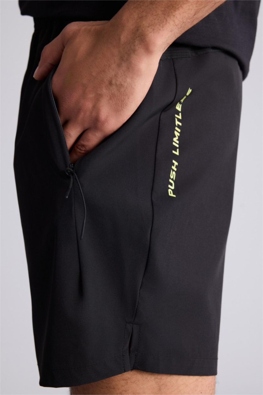 Мужчины Черный Шорты Standard Fit