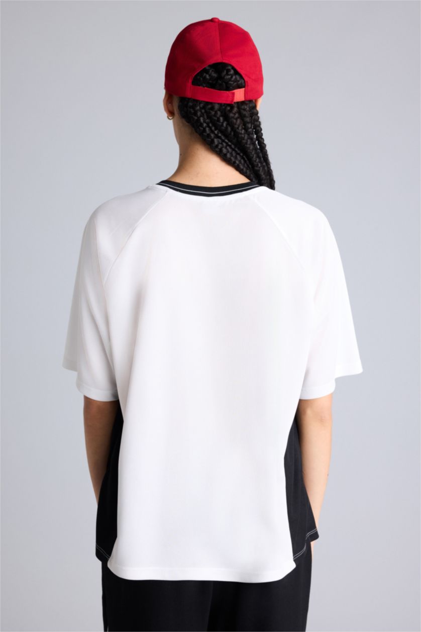 Kadın Ekru Oversıze V Yaka Dijital Baskılı Baskılı Sporcu Tül Kısa Kollu Tişört