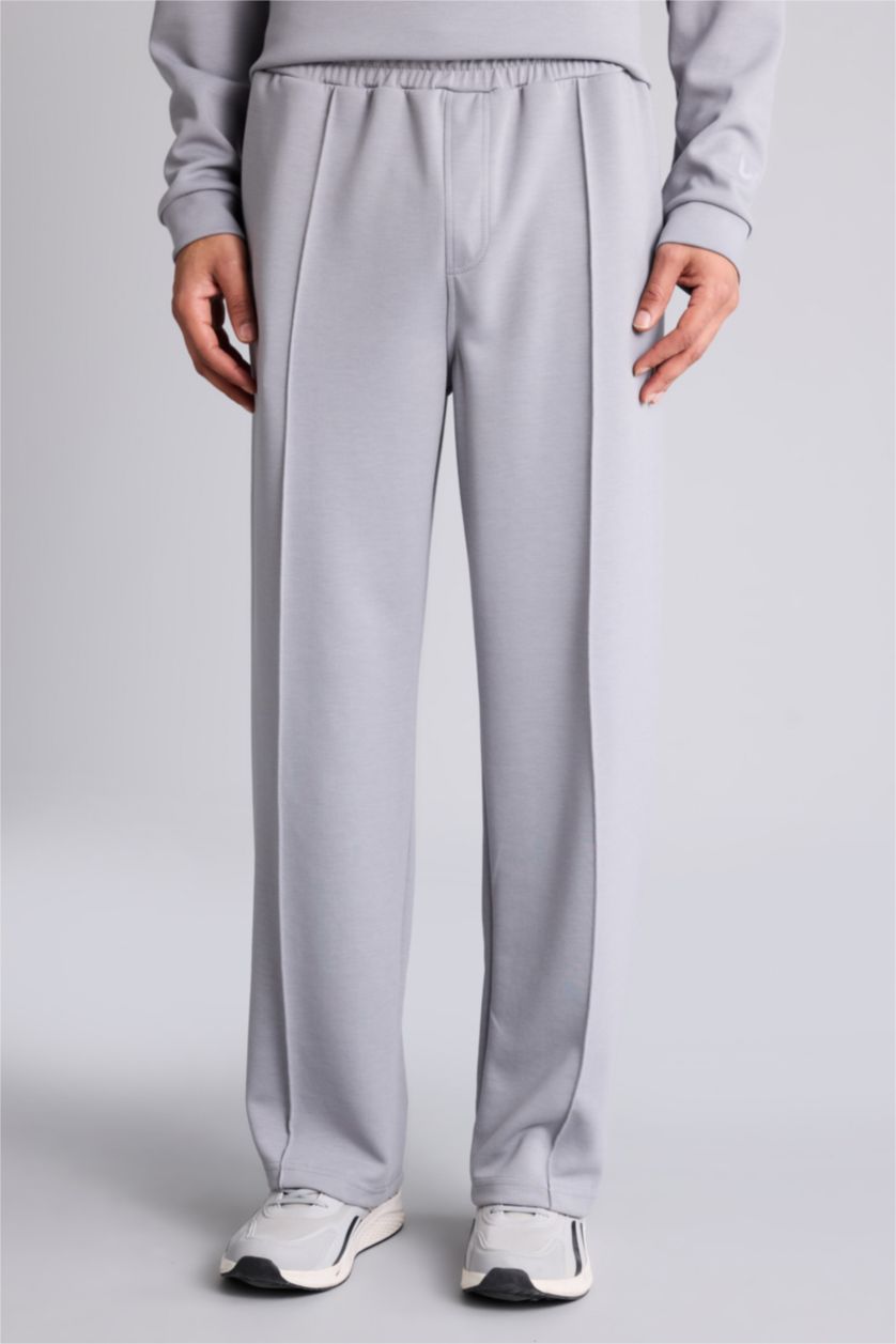 Man Grey Relax Fit Scuba Fabric Jogger