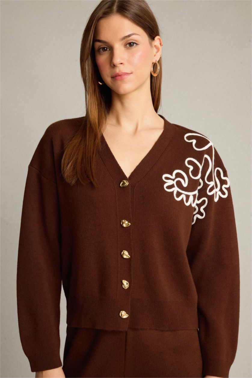 Woman Brown Oversize Fit Cardigan