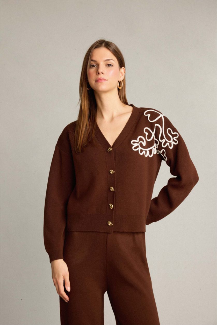 Woman Brown Oversize Fit Cardigan