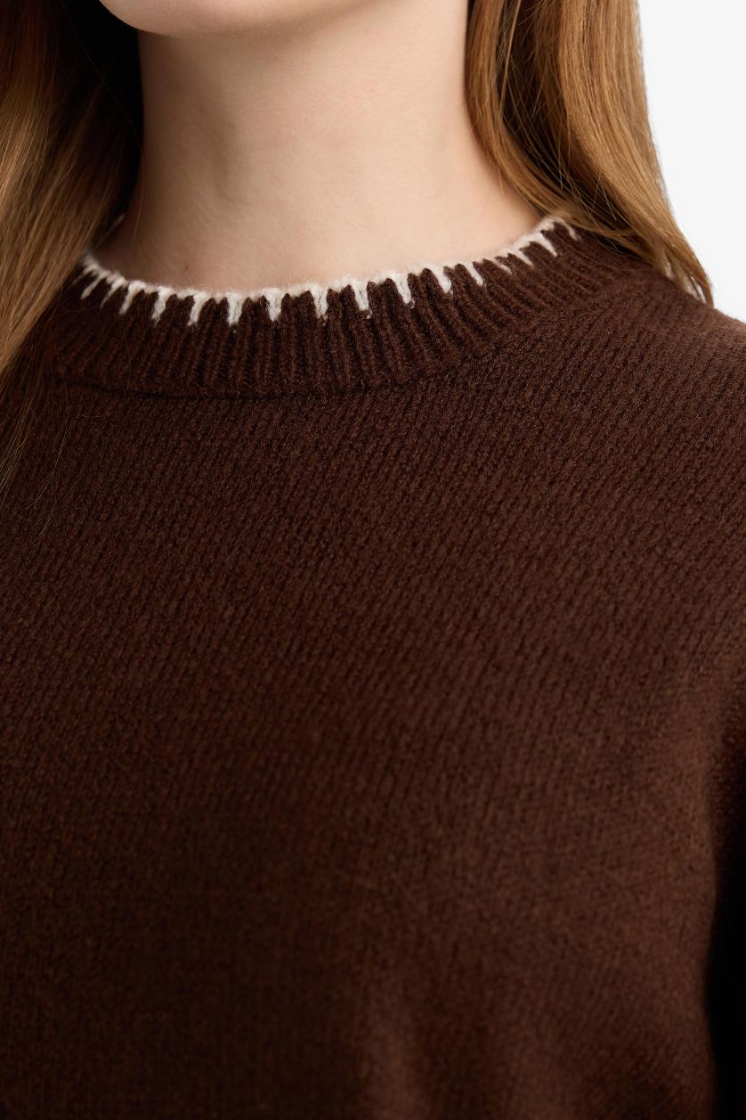 نساء بني بلوفر تونيك تريكو قصة عادية ورقبة مستديرة