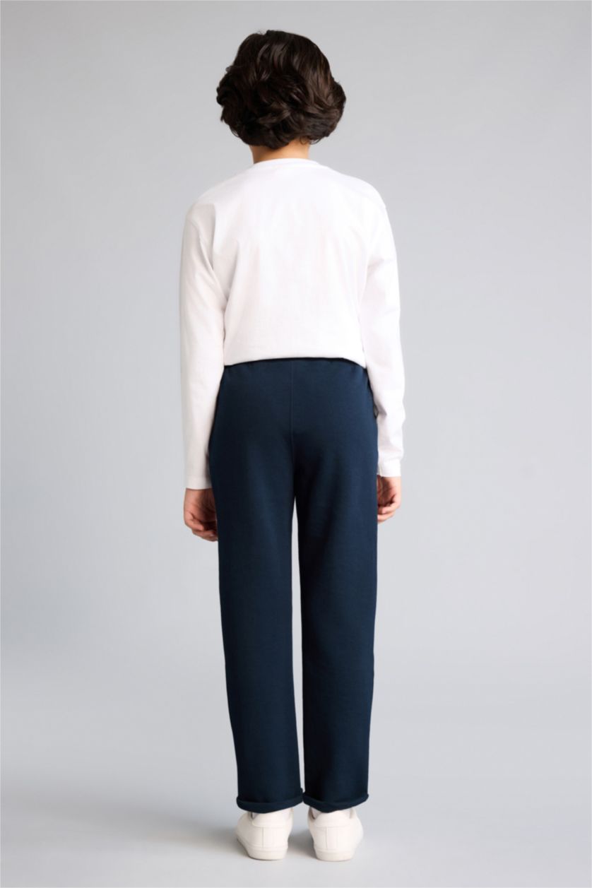 أولاد كحلي بنطرون ولادي قصة عادية